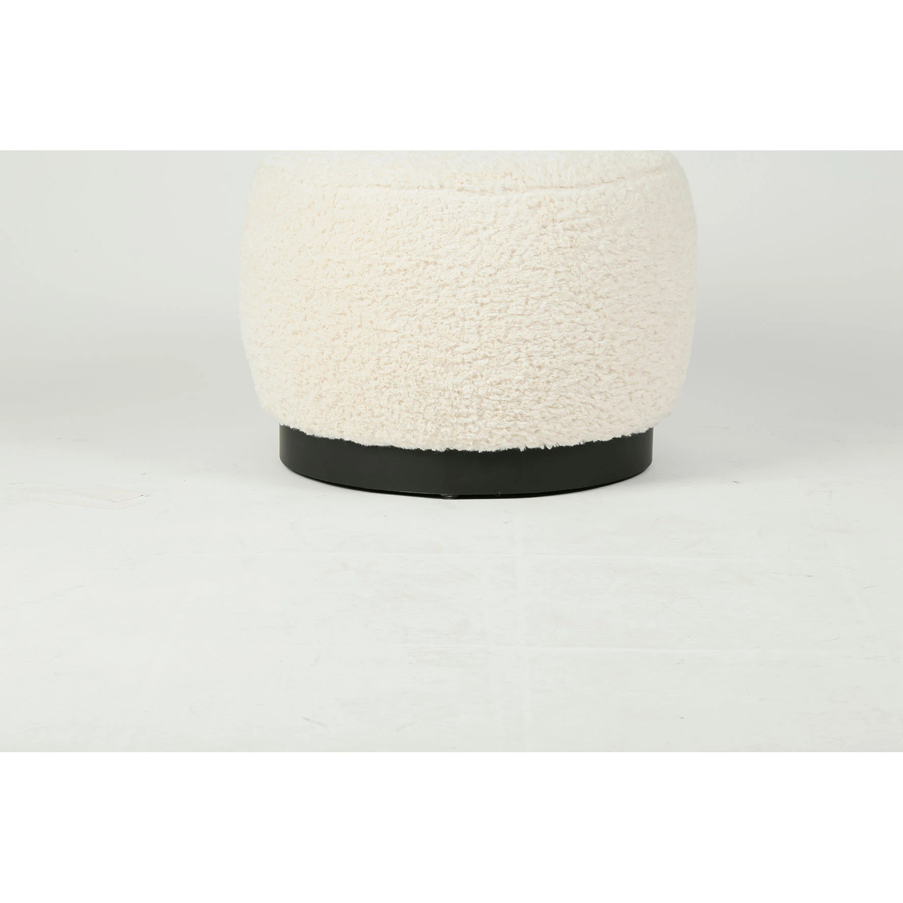 SEMA DESIGN Pouf D'intérieur En Tissu Bouclette Crème Et Noir - Cosine 5 SEMA DESIGN Pouf D'intérieur En Tissu Bouclette Crème Et Noir - Cosine – Image 3